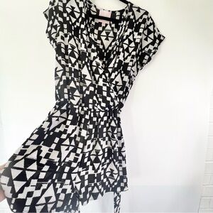 Romeo & Juliet Couture Black White Romper Sz Small Geometric Shorts Minimalist